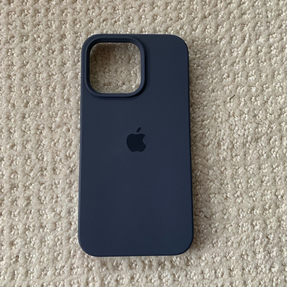 Apple Silicone iPhone 13 Pro Case